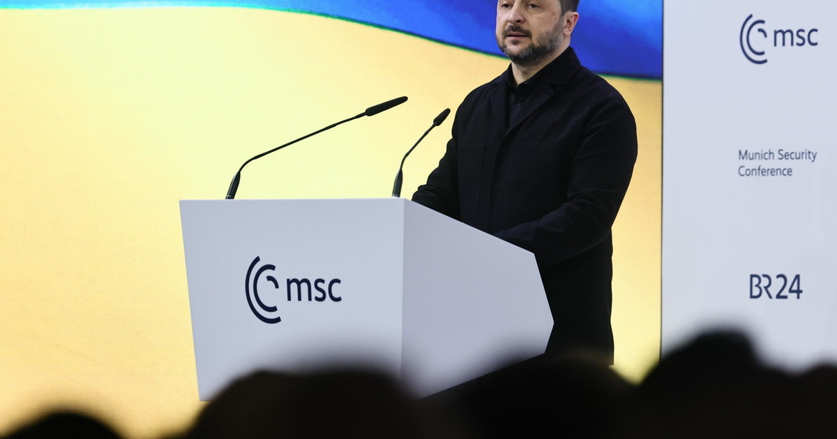 Fallimento russo, Zelensky ricorda alla nazione i quattro anni di guerra in Ucraina. L'Italia ribadisce la vicinanza