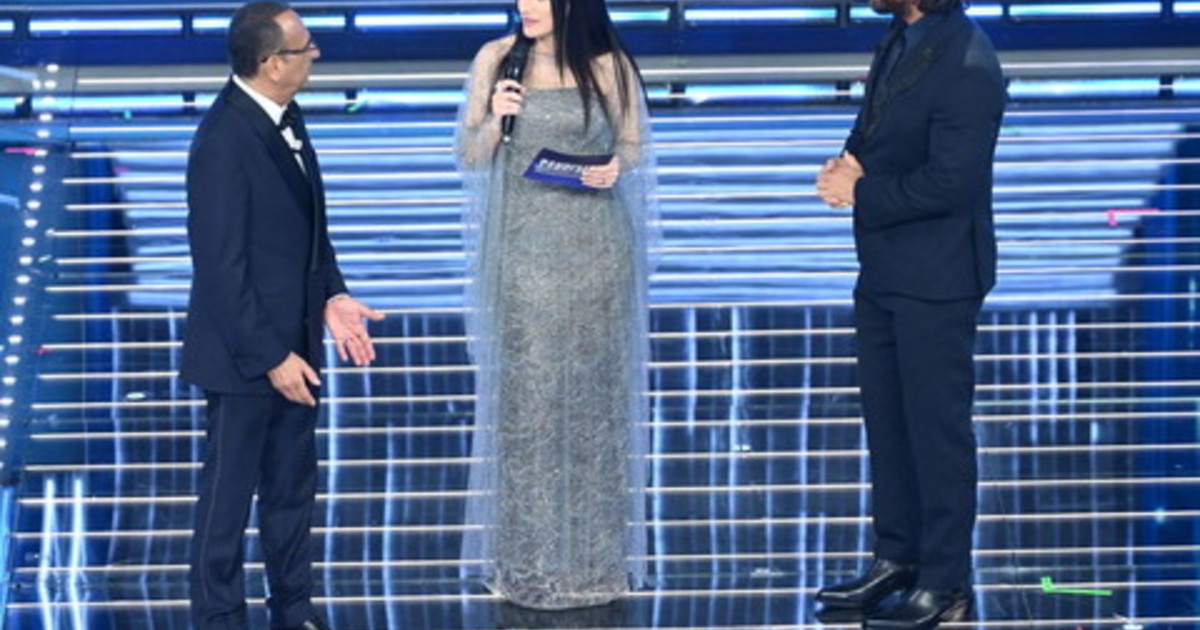 Da Tiziano Ferro a Can Yaman, al via Sanremo con omaggio a Baudo Da Tiziano Ferro a Can Yaman, al via Sanremo con omaggio a Baudo