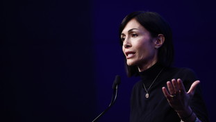 Congedo parentale, Carfagna smaschera Piccolotti in diretta tv: È senza coperture