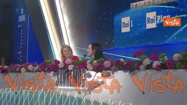 Arisa: Vorrei diventare mamma ma l'Arcangelo Gabriele non è arrivato