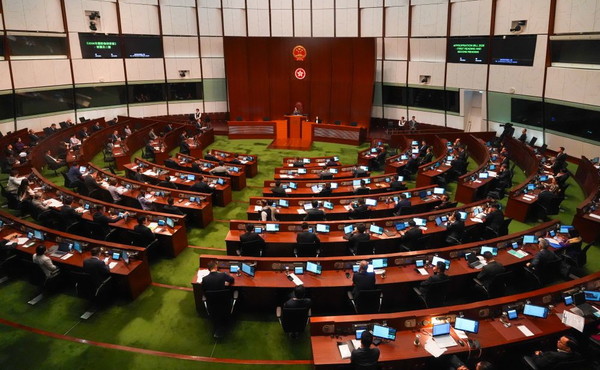 Hong Kong, la crescita fa leva su innovazione e mercato finanziario solido