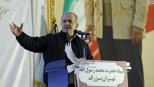 Iran, Arafi sostituisce Khamenei. E Pezeshkian chiama alla guerra i musulmani