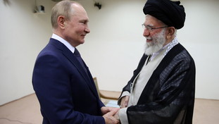 Cremlino isolato, Iran nel caos: la strategia di Putin ora vacilla e la Russia è senza sponde