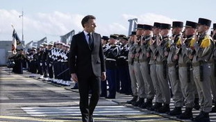 Macron: L'Europa punti sulla deterrenza nucleare e sia autonoma dagli Usa