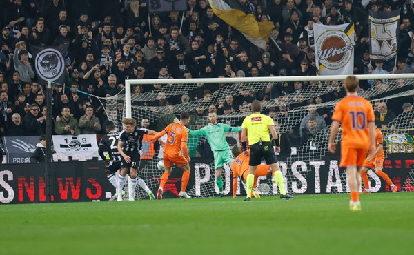 L'Udinese torna a vincere, tris alla Fiorentina