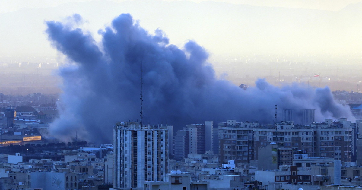 Prossimo Khamenei? Israele fa strike e rallenta l'elezione