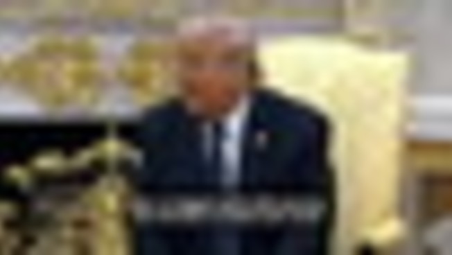 Trump: 'peggior scenario' in Iran leader 'cattivo' quanto Khamenei