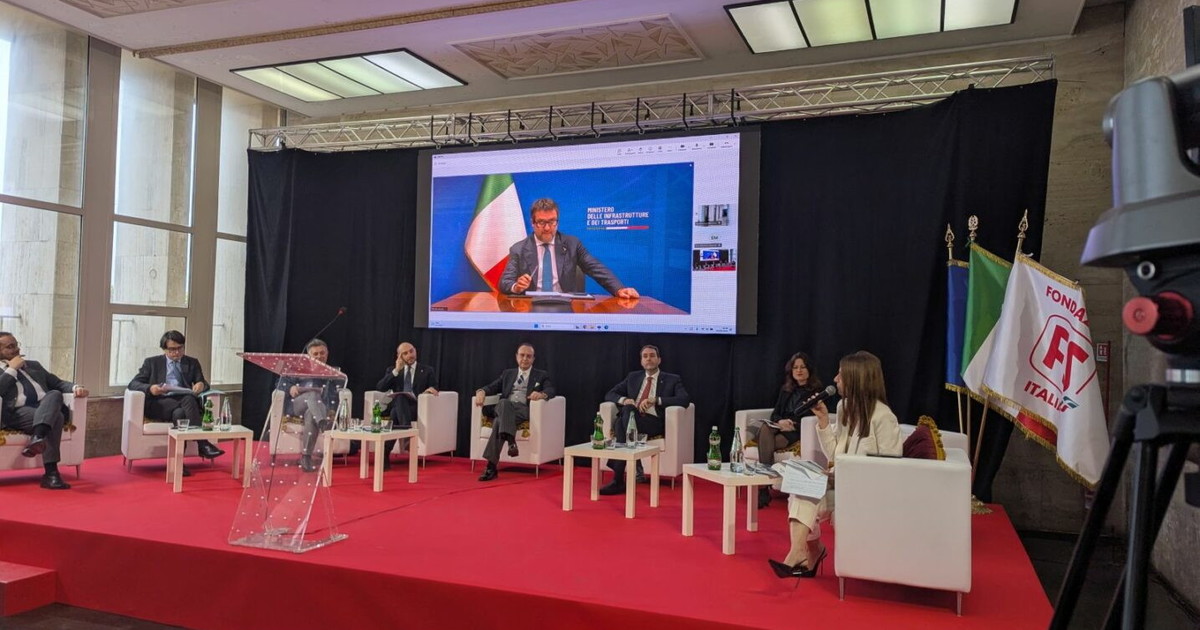 Salvini “13,5 miliardi di investimenti tra Messina e Reggio Calabria”