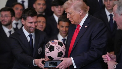 Lionel Messi censurato sul web per aver incontrato Donald Trump 