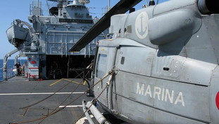 Iran, l'Italia invia la fregata Martinengo a Cipro e chiude l'ambasciata a Teheran