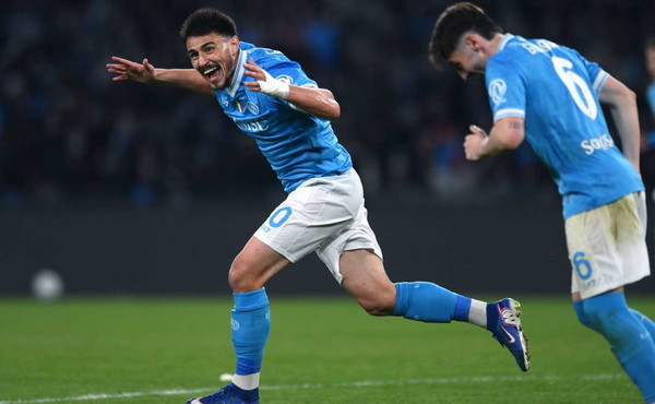 Alisson ed Elmas in gol, Napoli vince 2-1 l'anticipo con il Torino