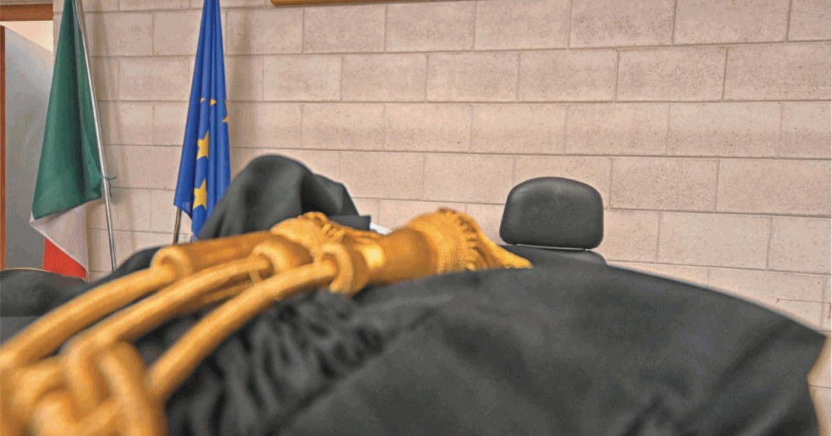 Magistrados que olvidan que los acusados ​​son liberados a sus celdas