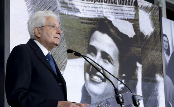 Mattarella “Abbattere gli ostacoli che limitano le potenzialità delle donne”