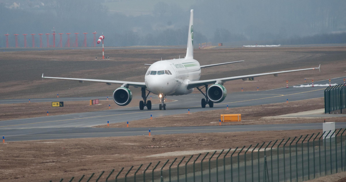 oggetto misterioso blocca l aeroporto di berlino il drone fantasma colpisce ancora da Iltempo.it oggetto misterioso blocca l aeroporto di berlino il drone fantasma colpisce ancora