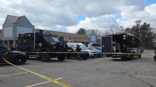 Usa, spari alla Sinagoga nel Michigan. Nessun ferito, ucciso l'attentatore