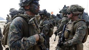 Il Pentagono sposta 5mila Marines e navi da guerra. Resa dei conti su Hormuz?