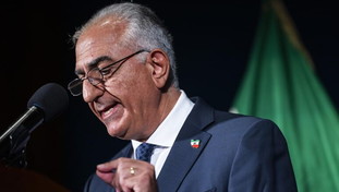 Iran, Reza Pahlavi: Pronto a guidare il Paese. E sceglie i nuovi ministri