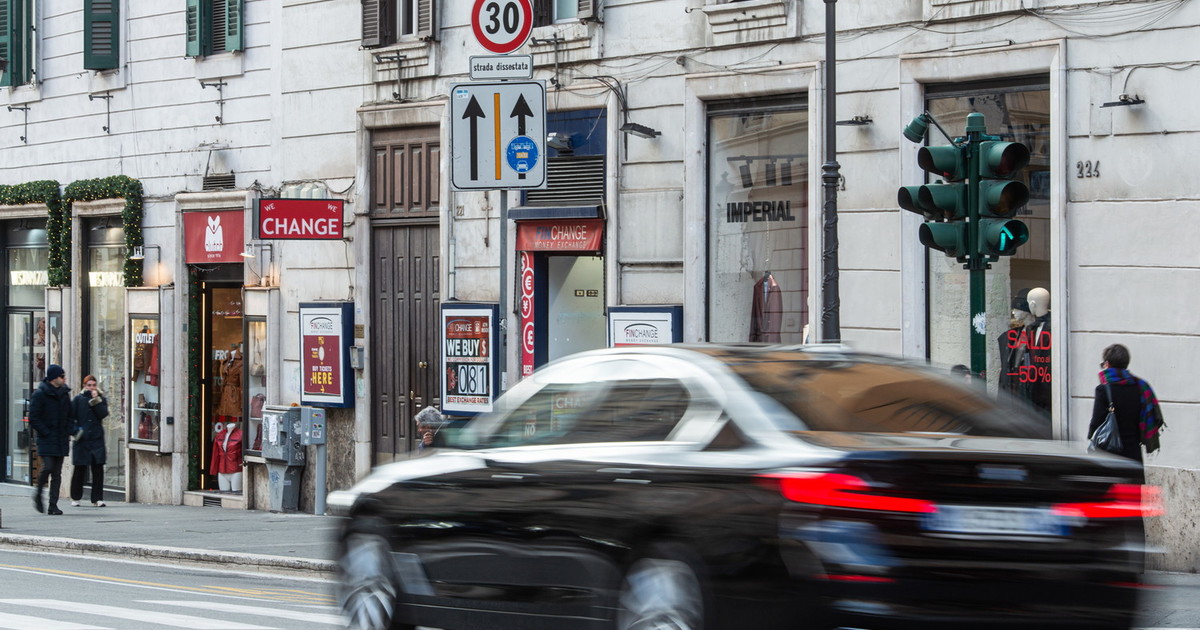 Nuova Zona 30 in Ztl già in bilico: A Roma cadrà come a Bologna