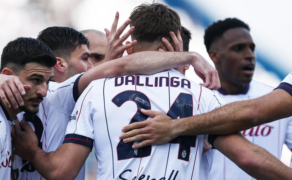 Bologna corsaro a Sassuolo: Dallinga firma l'1-0