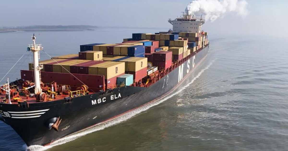 Iran, il Pakistan dá solidarietà e ottiene di far passare le navi nello Stretto di Hormuz