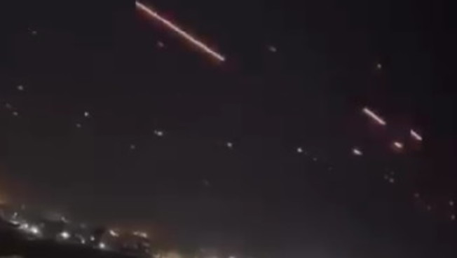 Kabul sotto attacco, il video dei raid pachistani. NOVE Caring Humans: 'Fermare l'escalation'