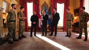 Londra, accordo Starmer-Zelensky: l'esercito user&agrave; l'intelligenza artificiale