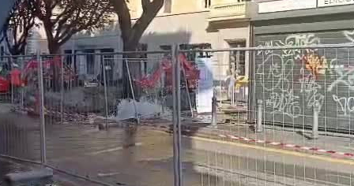 Roma, viale Mazzini: rottura di una condotta idrica durante lavori in cantiere, traffico in tilt a Prati