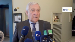 Tajani: "L'Italia spinge l'Europa a ridurre i costi dell'energia" | <span style=color: rgb(153, 0, 0);>video</span>