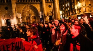 La discriminazione etnica della sinistra «antifascista»