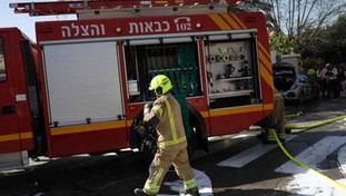 Israele, Teheran colpisce i depositi di carburante per i voli militari a Tel Aviv