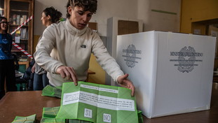Referendum giustizia, alle 12 di oggi l&rsquo;affluenza &egrave; del 14,92%. I primi dati