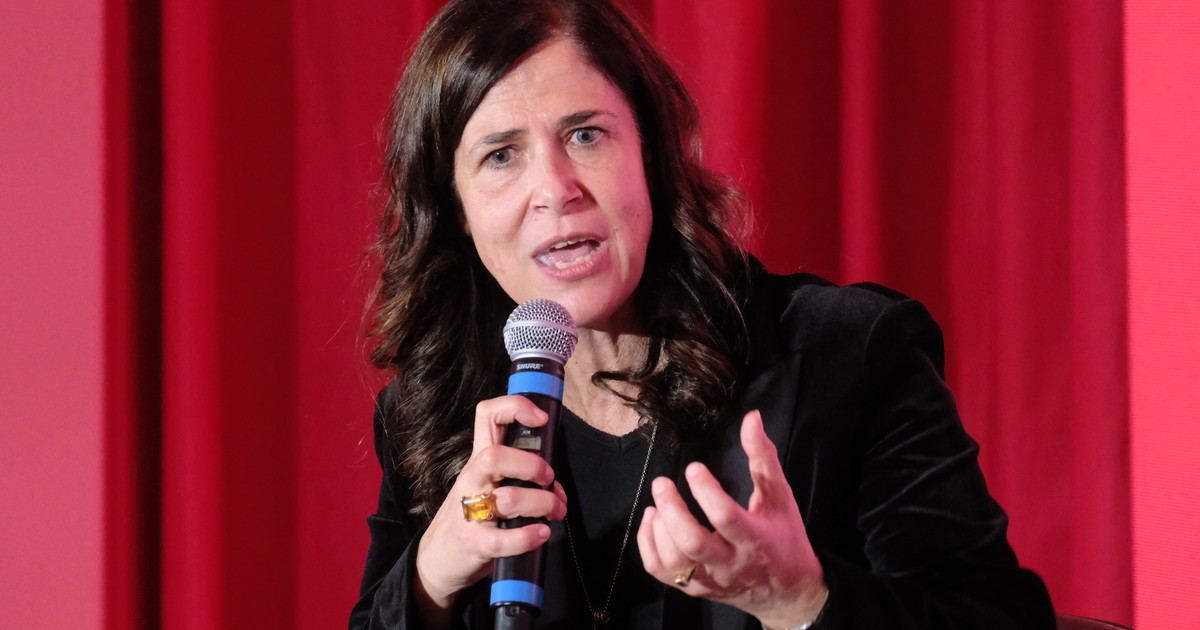 Todde non decade, la sentenza ribalta tutto e la salva. Resta sulla poltrona e la cava