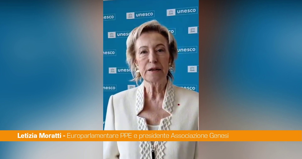 Letizia Moratti inaugura la mostra “Memoire de femmes” all'UNESCO di Parigi