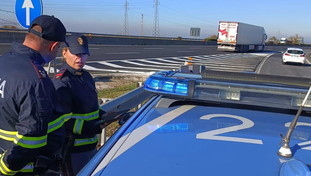 Autostrada, guidava ubriaco un'auto con tre ruote