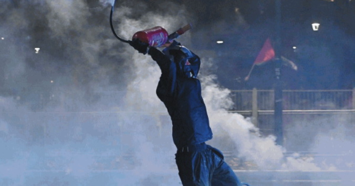 No Kings, la minaccia degli anarchici: "Invaderemo Roma". Timore infiltrazioni