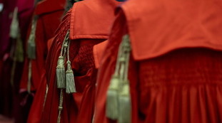 Dopo il referendum arrivano le inchieste per colpire il governo