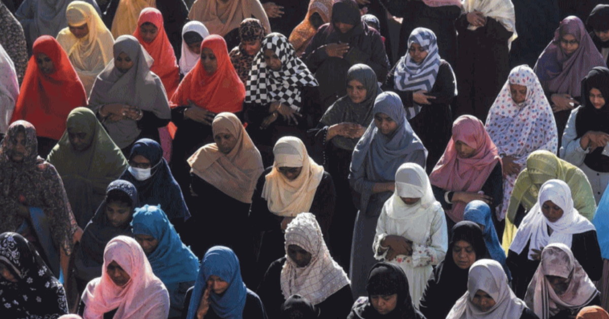 Velo, jihad e TikTok. La radicalizzazione islamica delle donne inizia dai social