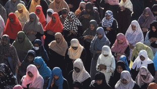 Velo, jihad e TikTok. La radicalizzazione islamica delle donne inizia dai social