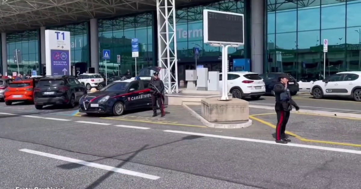 Maxi operazione a Ostia contro degrado e illegalità, 17 arresti e 42 denunce