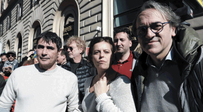 Ilaria Salis, il caso che non c'è: gridano al regime per un normale controllo