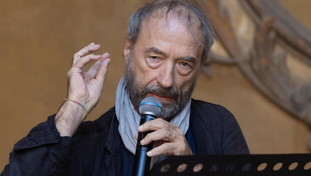 David Riondino tra impegno e tv, addio al cantautore amato dalla sinistra