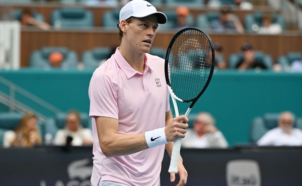 Più forte della pioggia e di Lehecka, Sinner vince a Miami: è Sunshine Double