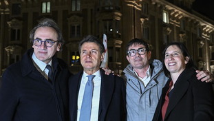 Primo sondaggione dopo il Referendum. &Egrave; una doccia fredda per la sinistra