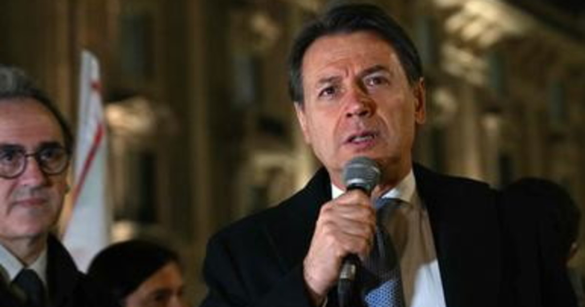 conte ipocrisia a 5 stelle pizzicato a pranzo con l inviato di trump da Iltempo.it conte ipocrisia a 5 stelle pizzicato a pranzo con l inviato di trump