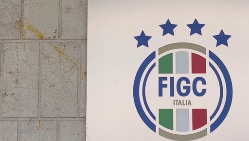 Bosnia-Italia, esplode la rabbia contro la Figc: il gesto clamoroso nella notte | VIDEO