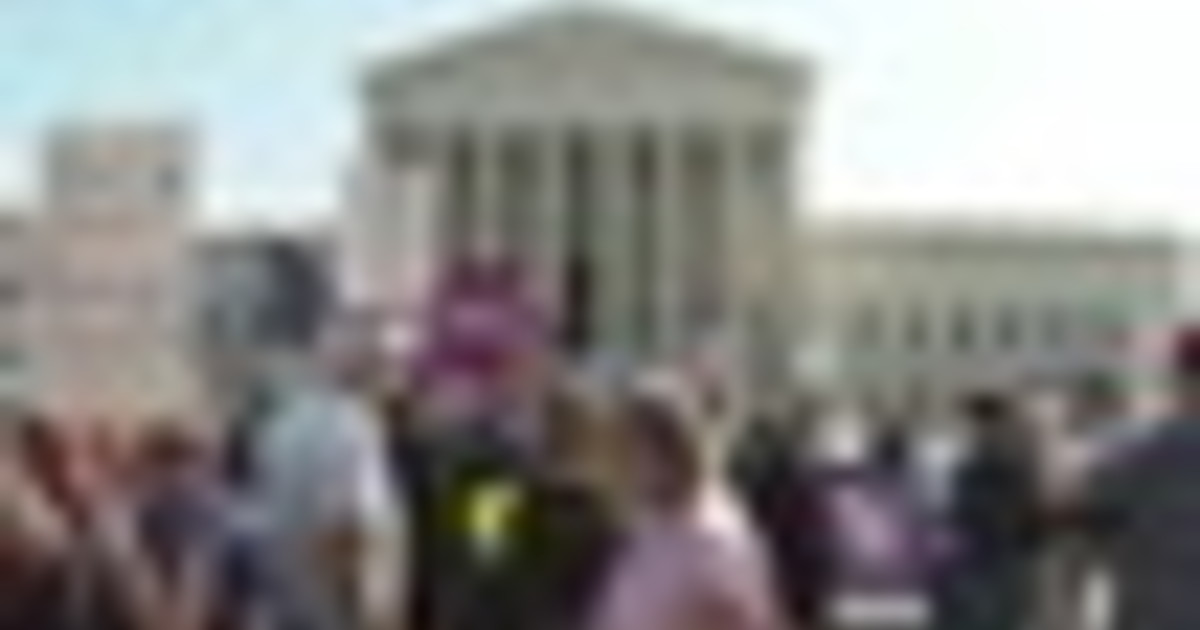 Corte suprema Usa decide sull ius soli, anche Trump all'udienza