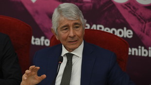 Si assuma le responsabilità. Abodi chiede le dimissioni di Gravina