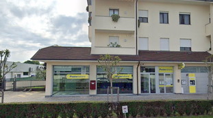 I genitori lo accompagnano a scuola, lui va a fare una rapina. Fermato 13enne