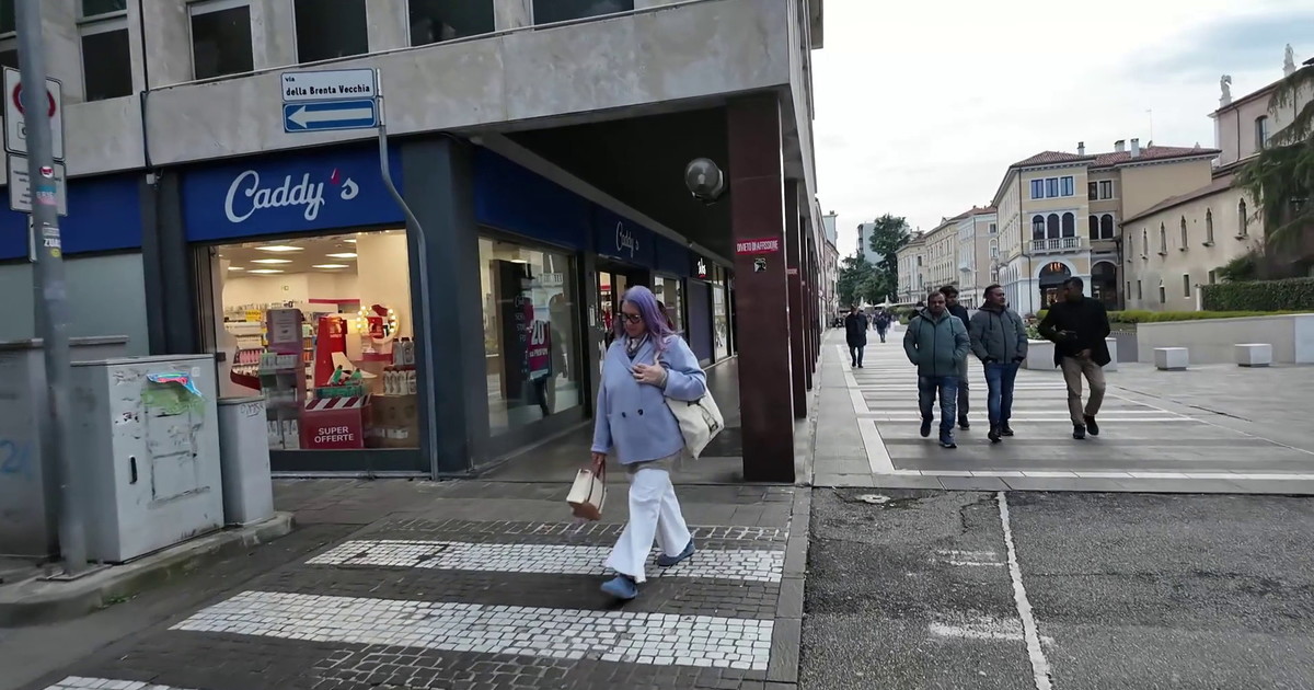 Commercio al dettaglio fermo a febbraio