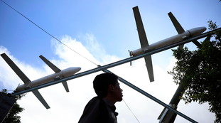 Iran, bambini come soldati e siti civili militarizzati. La strategia dei Pasdaran